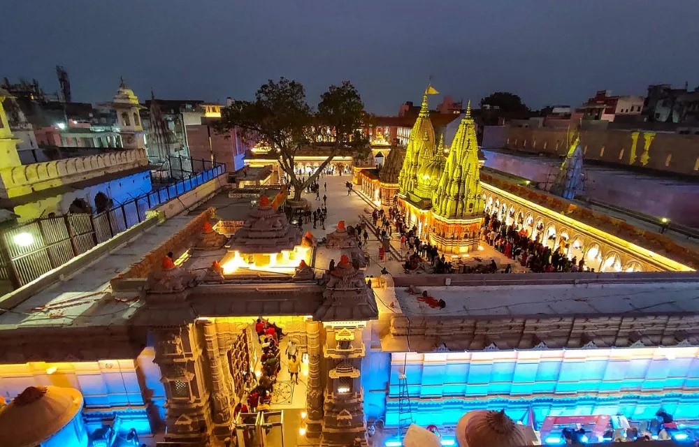 Shri Kashi Vishwanath Temple